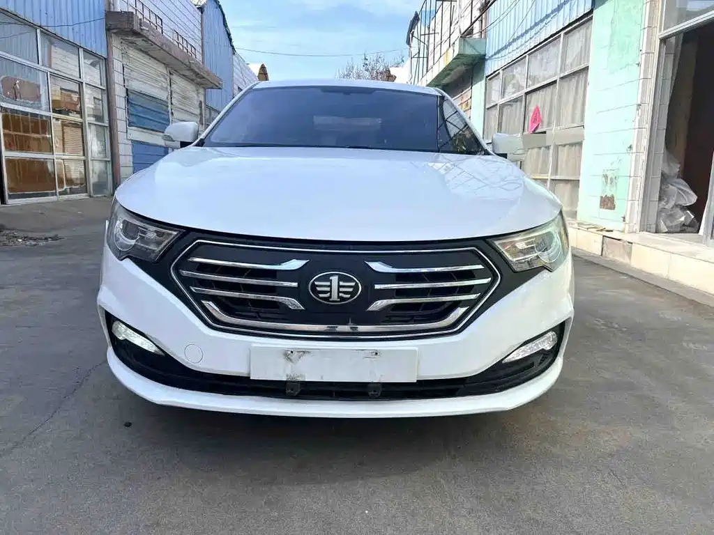 Bestune B30EV — миниатюра 2