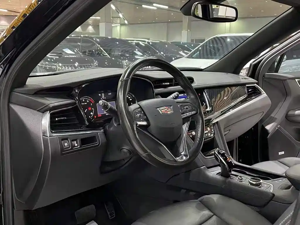 Cadillac XT6 — миниатюра 6