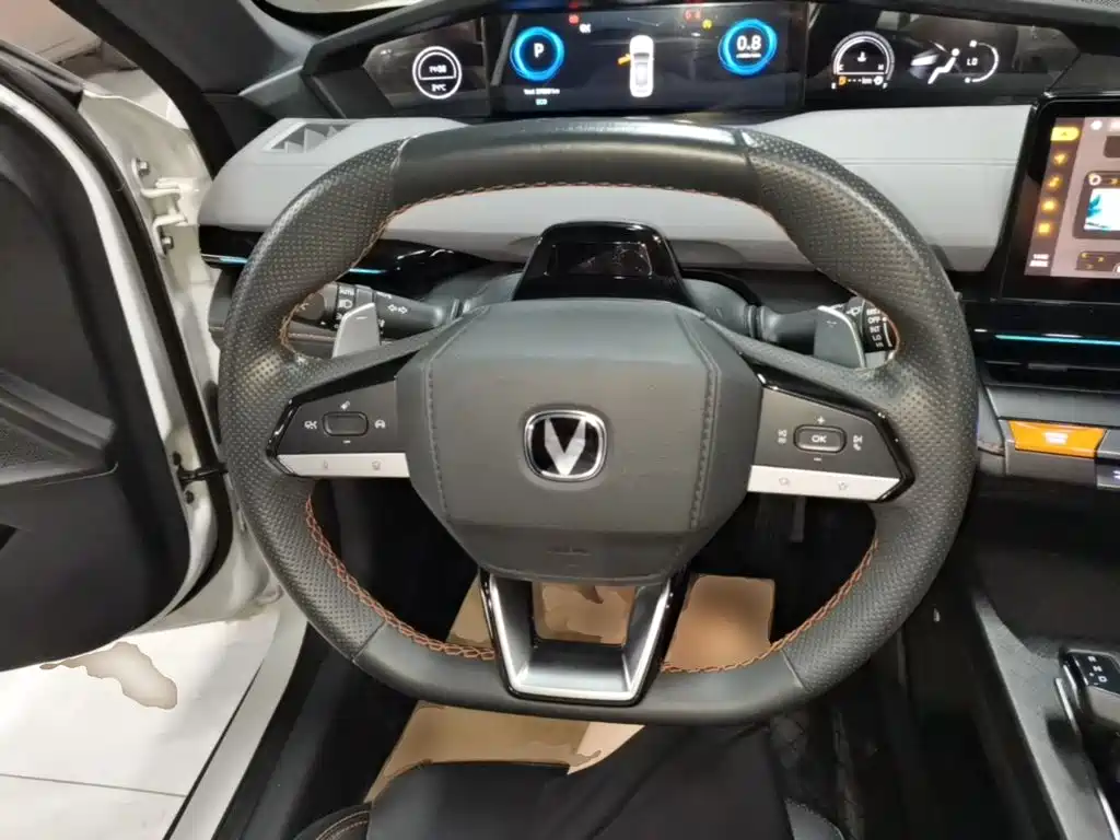 Changan UNI-V — миниатюра 11