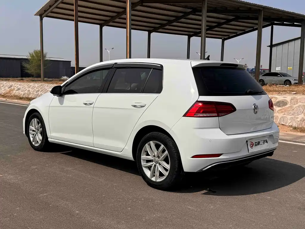 Volkswagen Golf — миниатюра 8