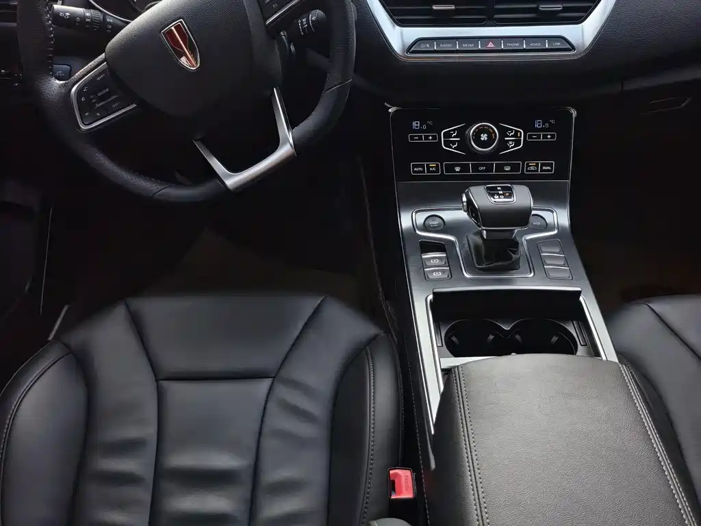 Hongqi Hongqi H5 — миниатюра 4