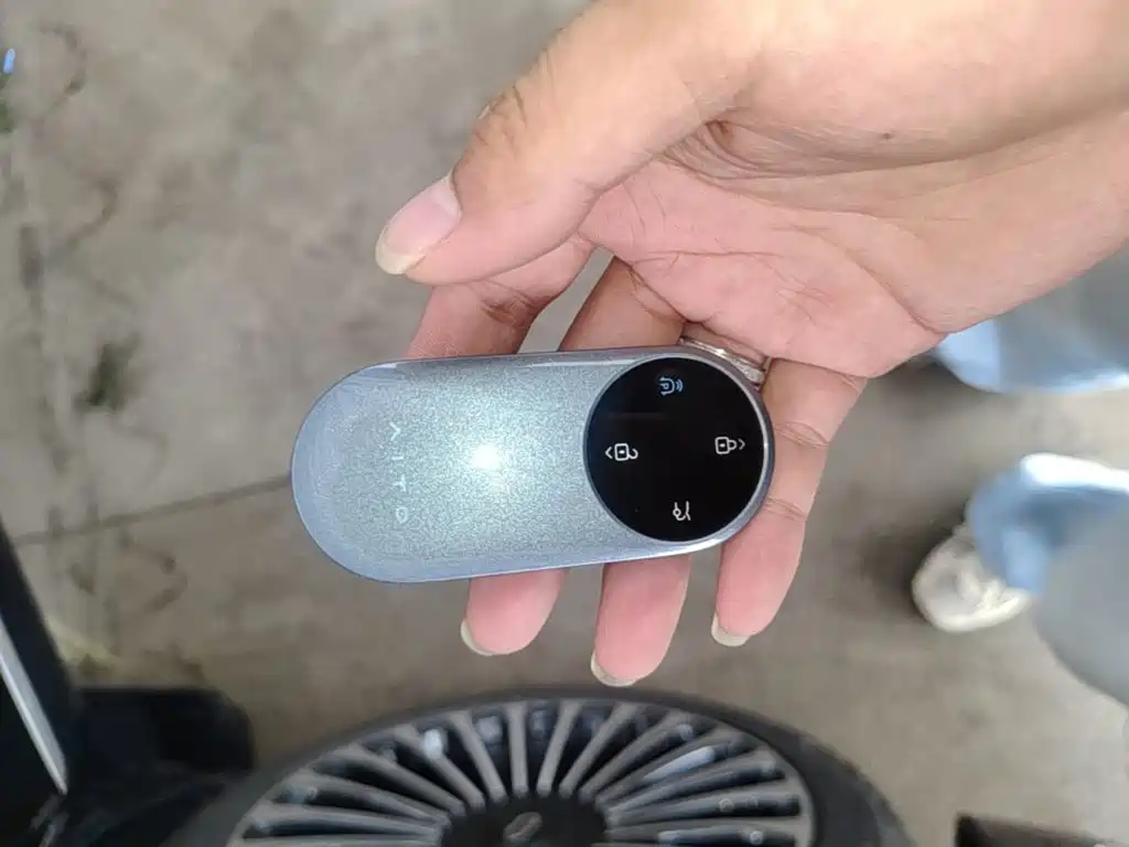 AITO AITO M9 — миниатюра 17