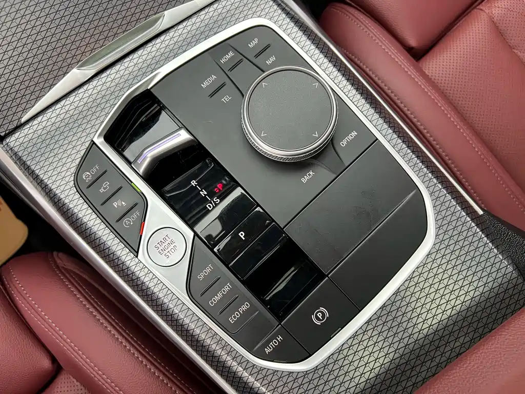 BMW 3 Series — миниатюра 13