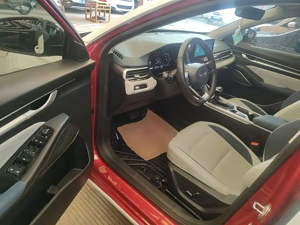 Geely Emgrand — миниатюра 16