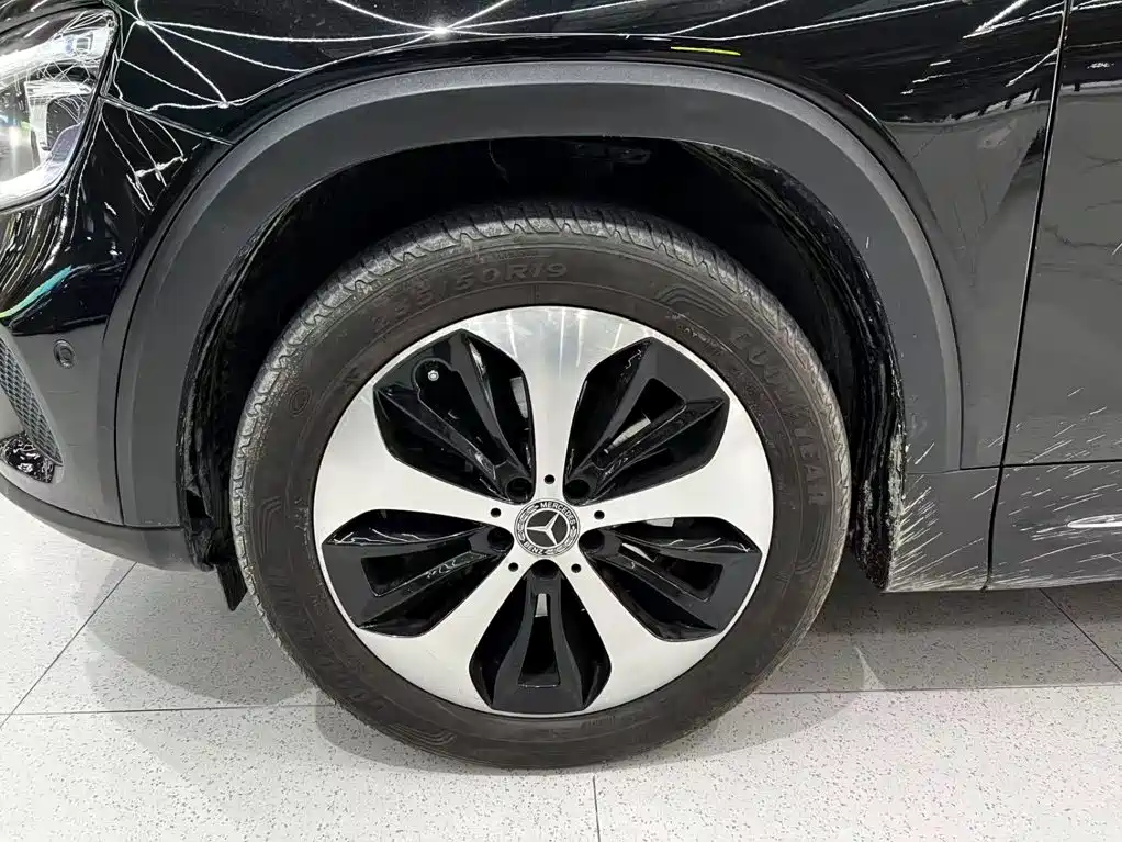 Mercedes-Benz GLB — миниатюра 5