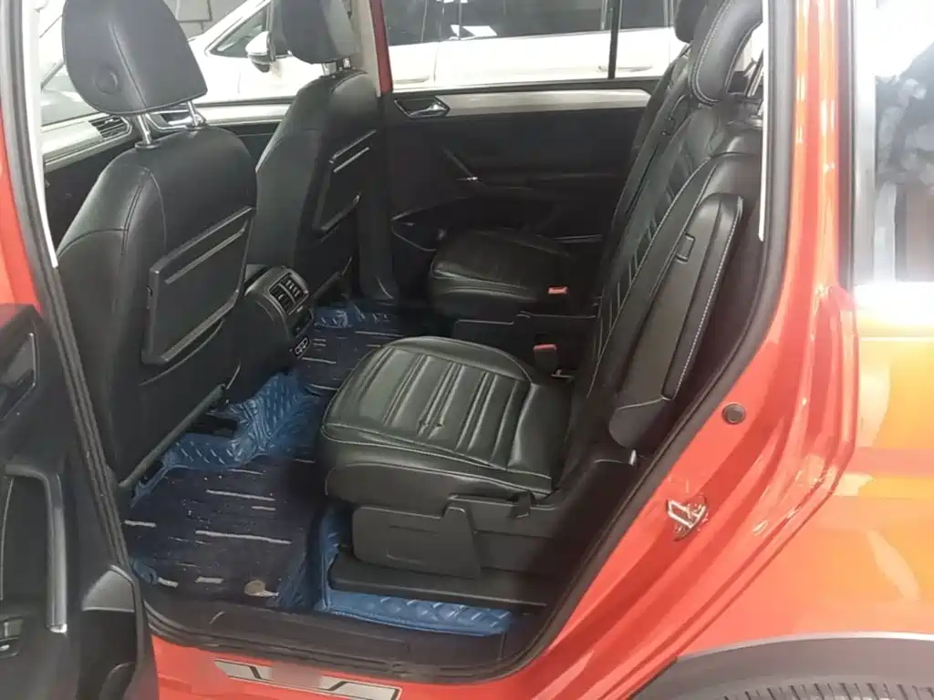 Volkswagen Touran — миниатюра 17