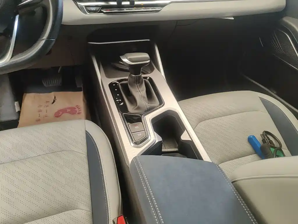 Geely Emgrand — миниатюра 14