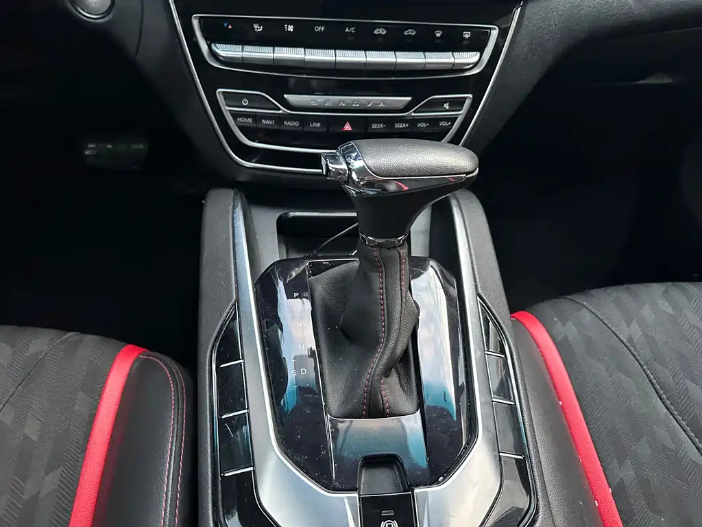 BAIC Senova D50 — миниатюра 10
