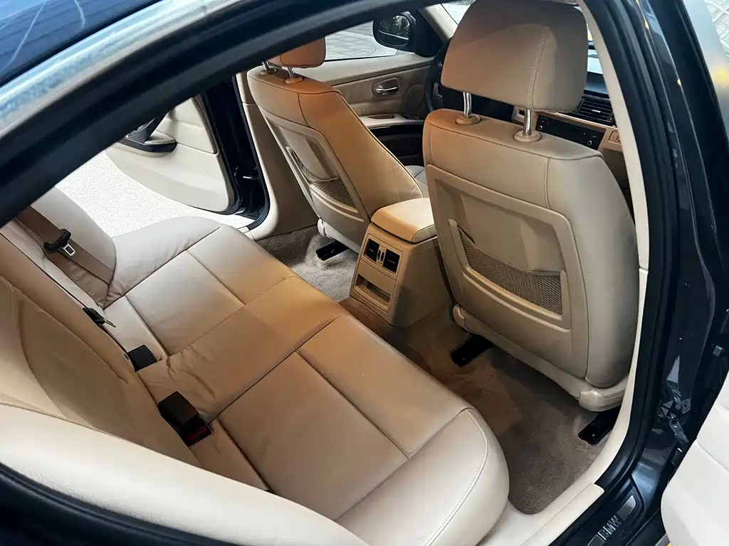 BMW 3 Series — миниатюра 27
