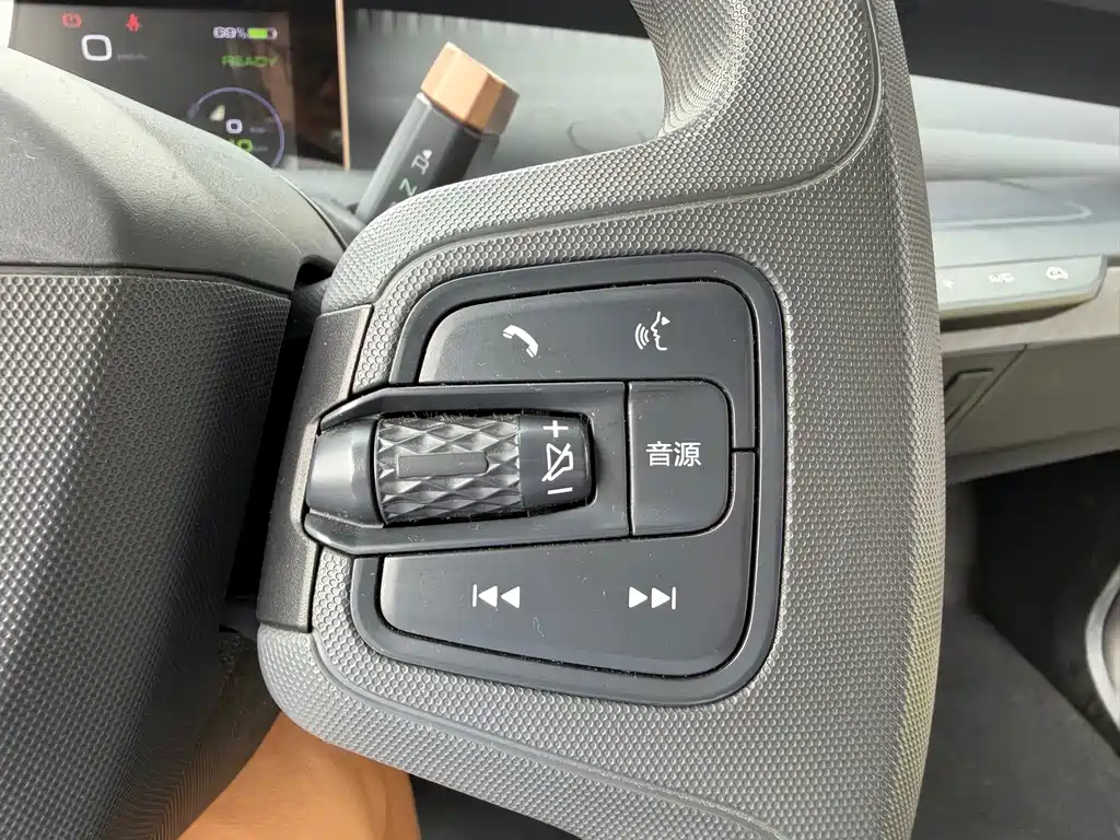 Baojun E200 — миниатюра 12