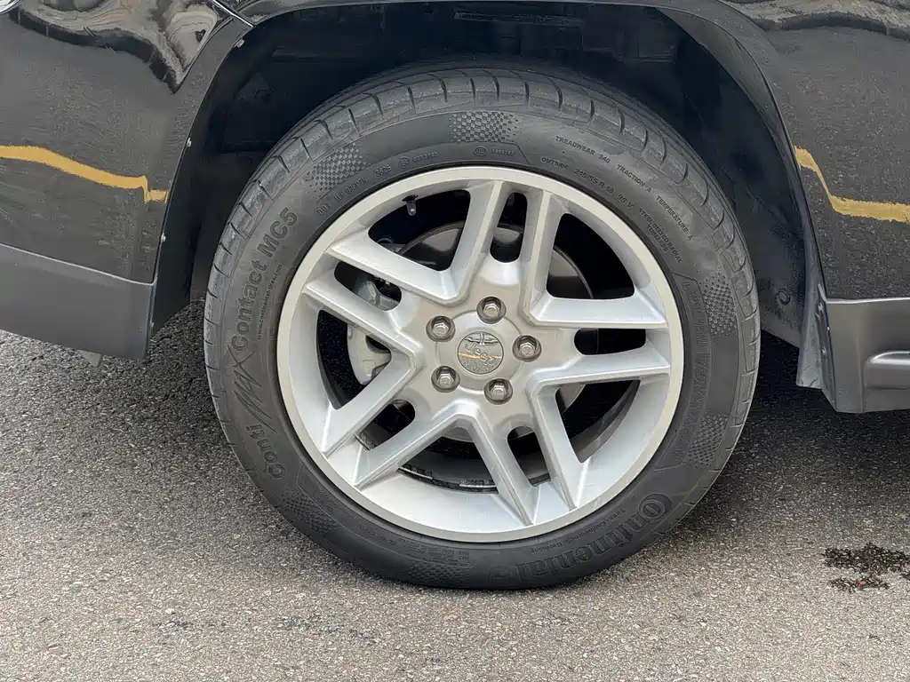 Jeep Compass (Import) — миниатюра 5