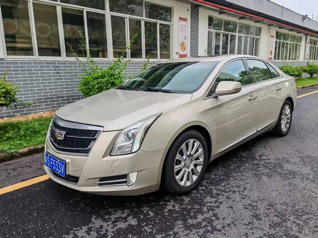 Купить Cadillac XTS