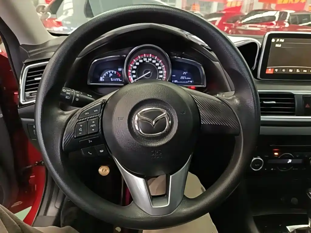 Mazda 3 Axela — миниатюра 11