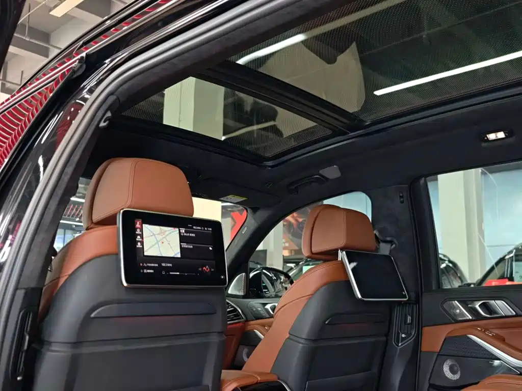 BMW X7 — миниатюра 37