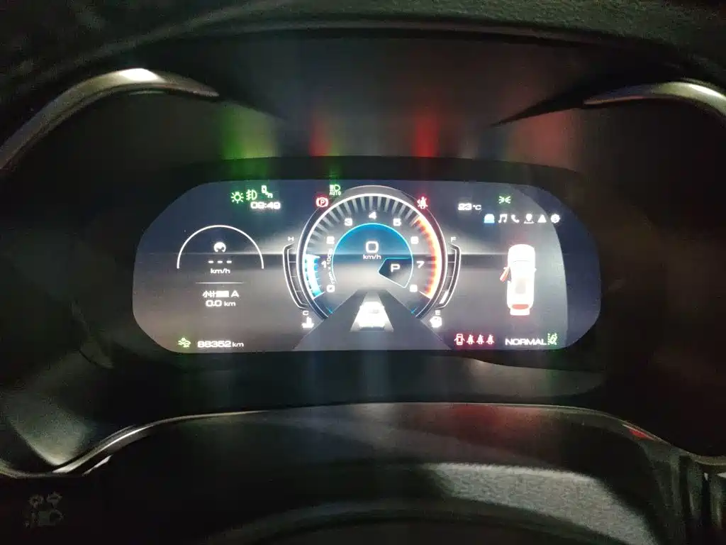 Wey Wey VV6 — миниатюра 7