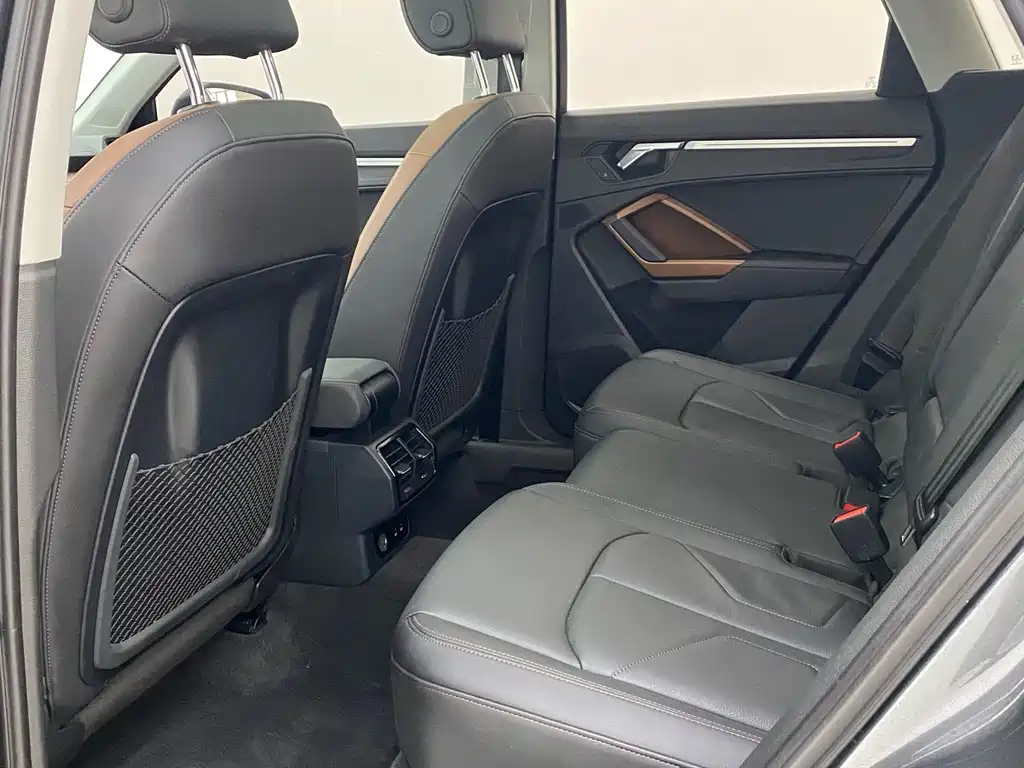 Audi Q3 — миниатюра 9