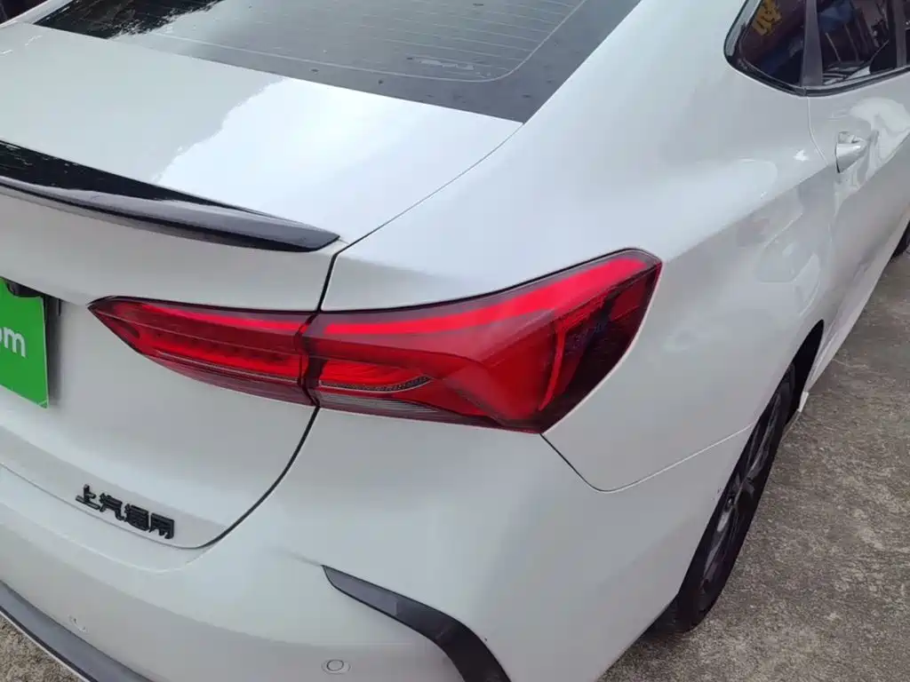 Buick Verano — миниатюра 8