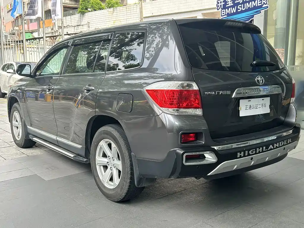 Toyota Highlander — миниатюра 9