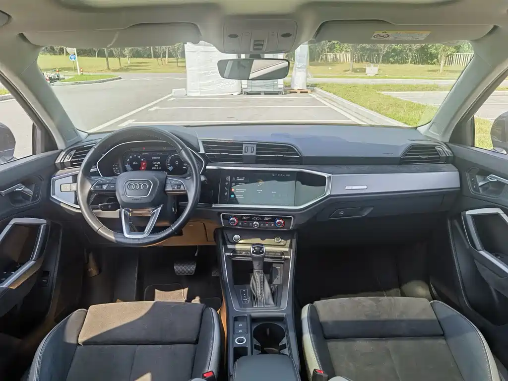 Audi Q3 — миниатюра 11