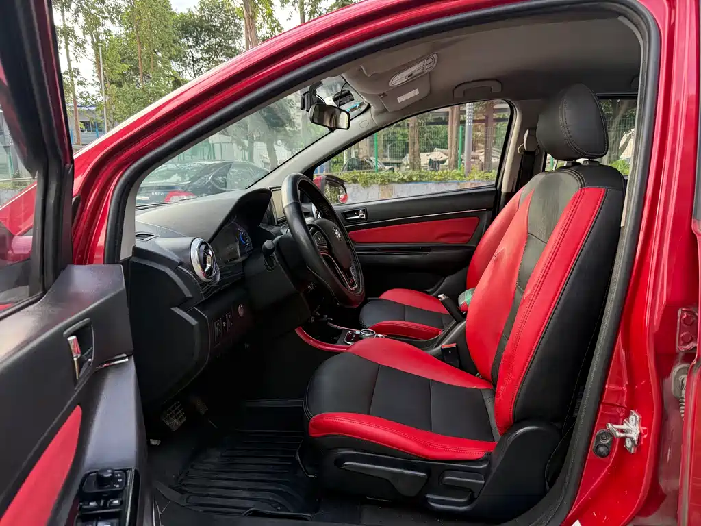 BAIC New Energy EX — миниатюра 7