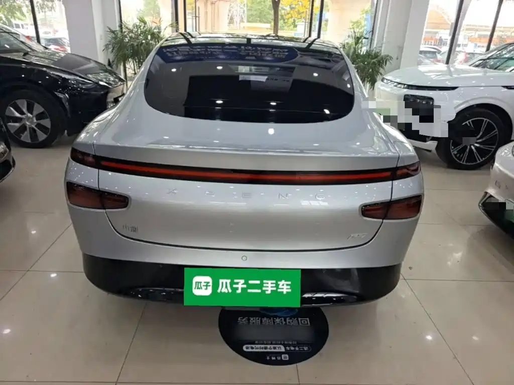 XPeng P7 — миниатюра 6