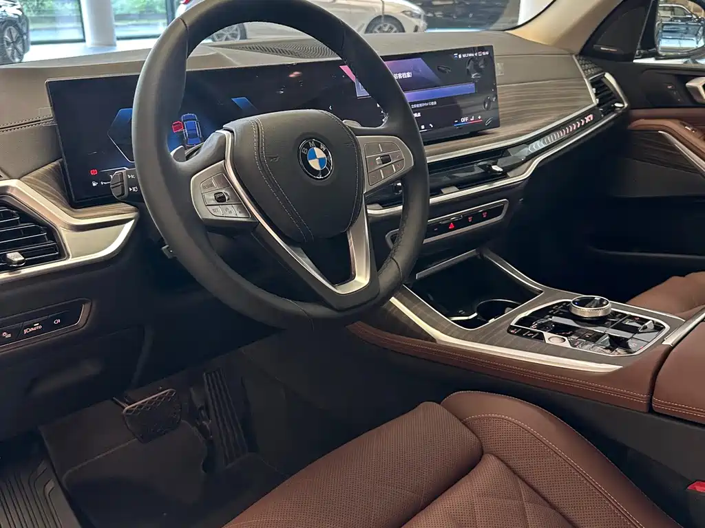 BMW X7 — миниатюра 3