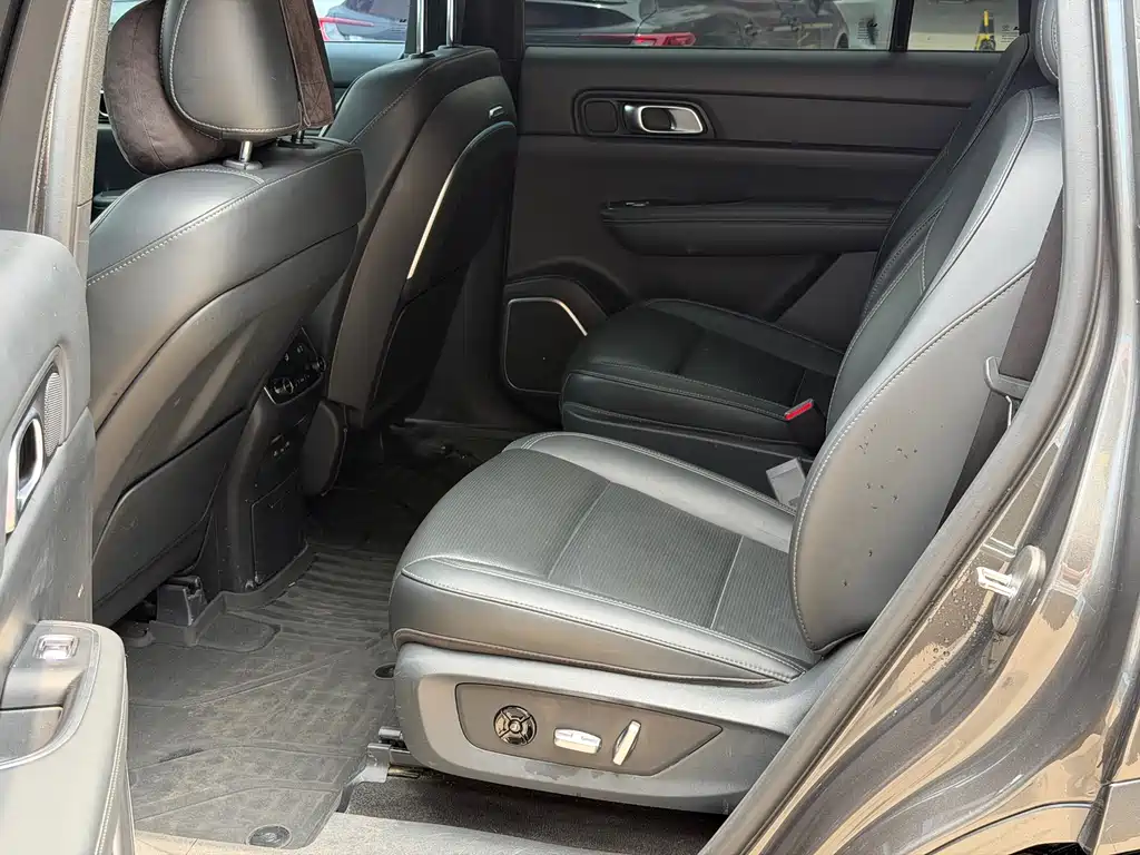 Li Auto ONE 2021 6 мест