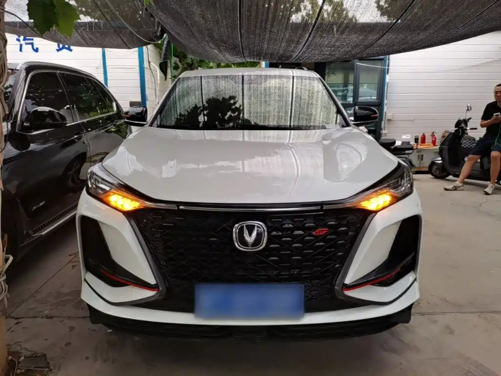 Changan Changan CS75PLUS — миниатюра 3