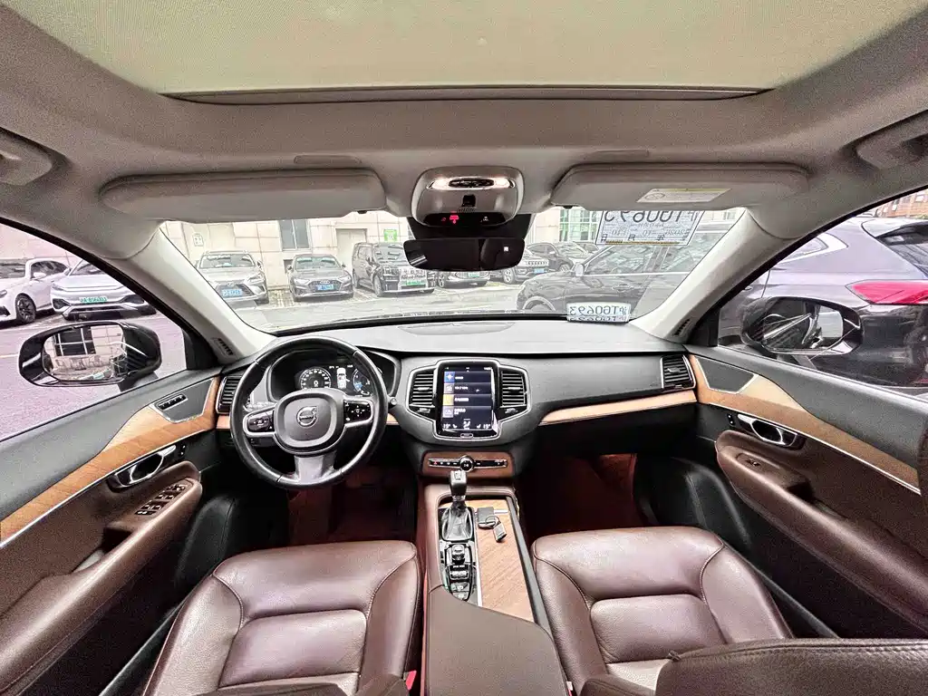 Volvo XC90 — миниатюра 14