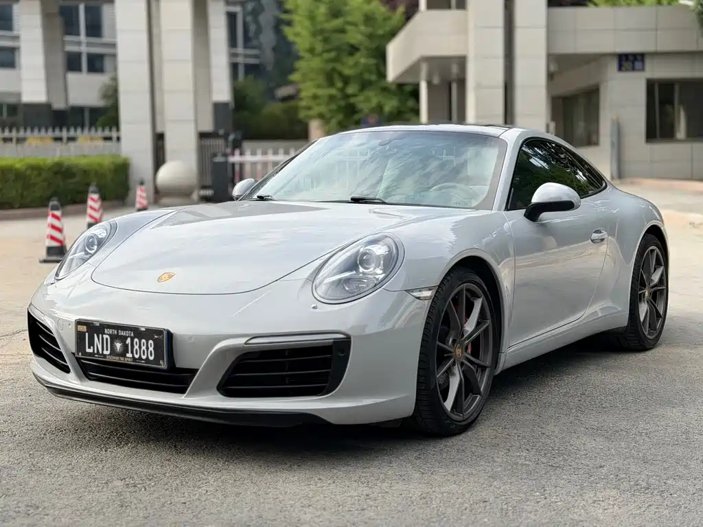 Porsche 911 2019