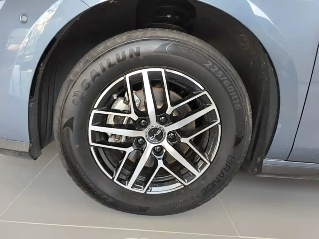 BYD Seal 05 DM-i — миниатюра 23