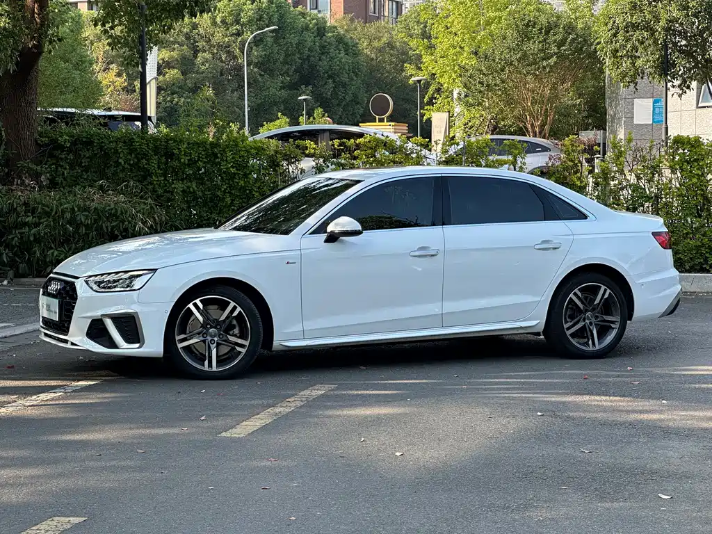 Audi A4L — миниатюра 3