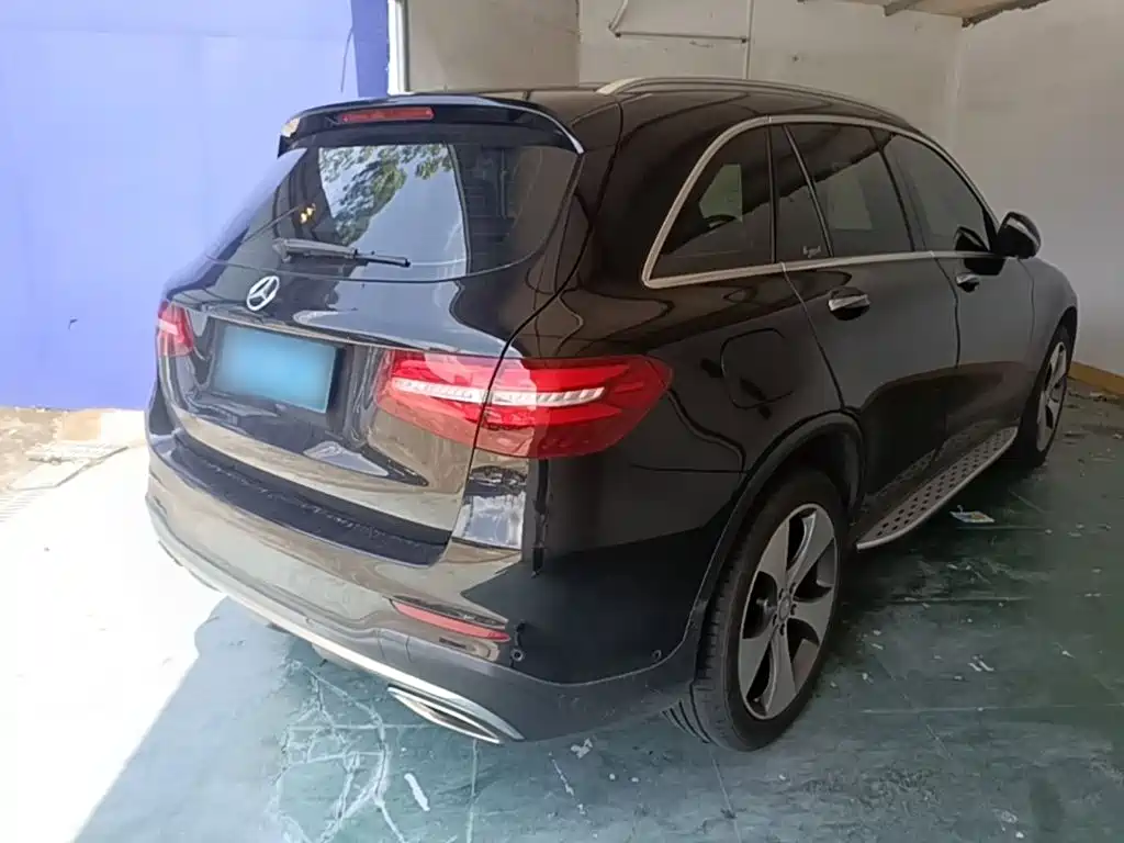 Mercedes-Benz GLC 2017 GLC 300 4MATIC Luxury
