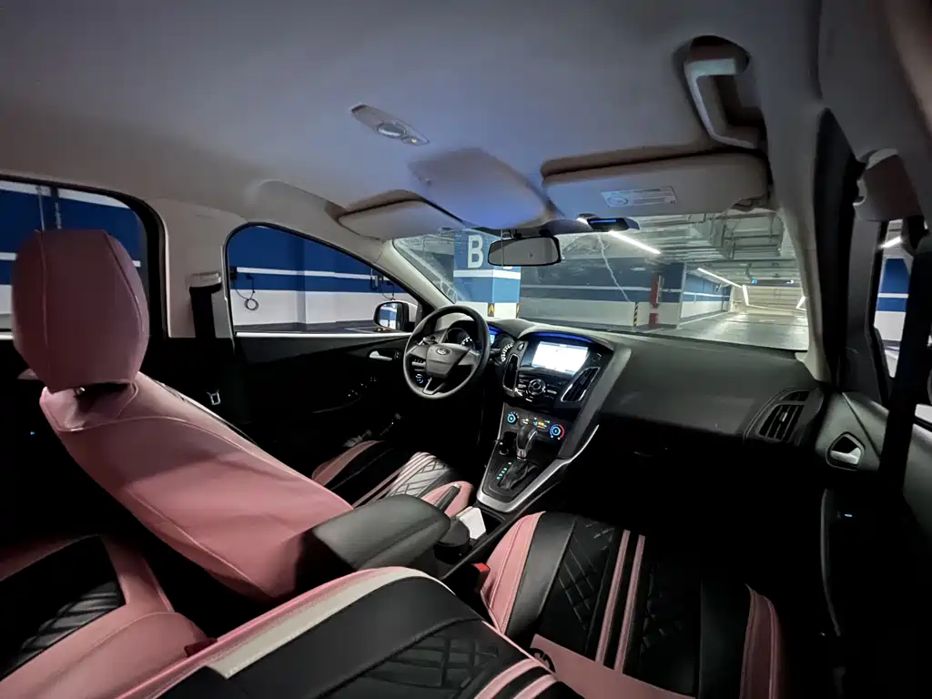 Ford Focus — миниатюра 10