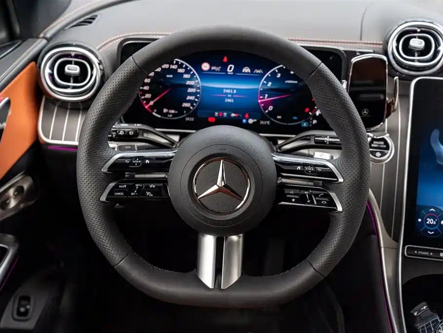 Mercedes-Benz GLC — миниатюра 19
