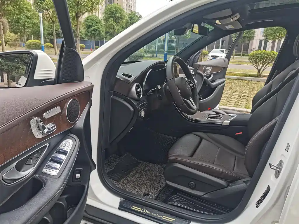 Mercedes-Benz GLC 2022 GLC 300 L 4MATIC Luxury