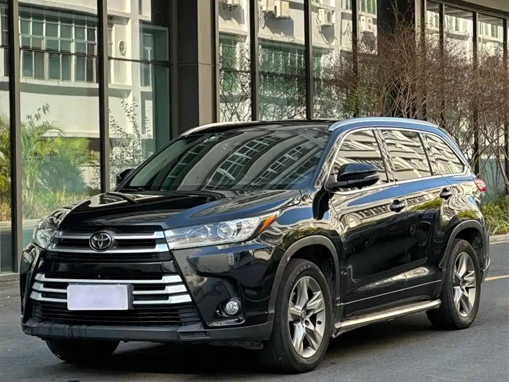 TOYOTA HIGHLANDER