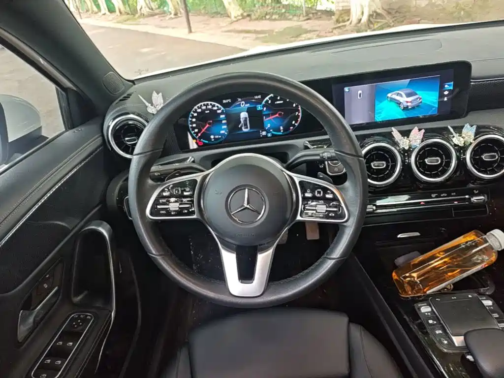 Mercedes-Benz A-Class — миниатюра 11