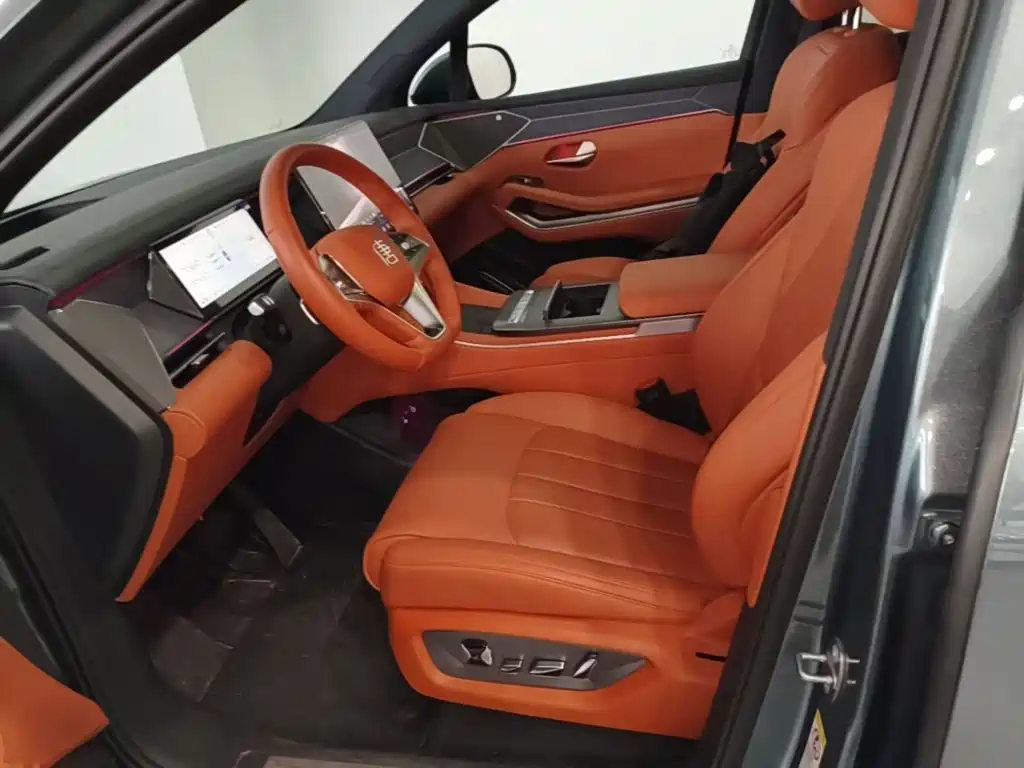 BYD Tang L — миниатюра 15