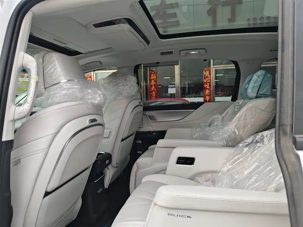 BUICK GL8 NEW ENERGY