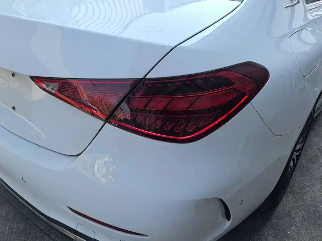 Mercedes-Benz C-Class — миниатюра 8