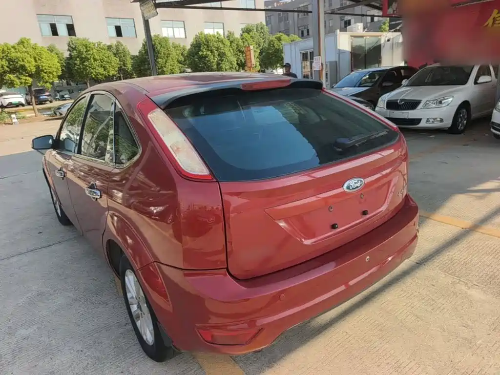 Ford Focus — миниатюра 5
