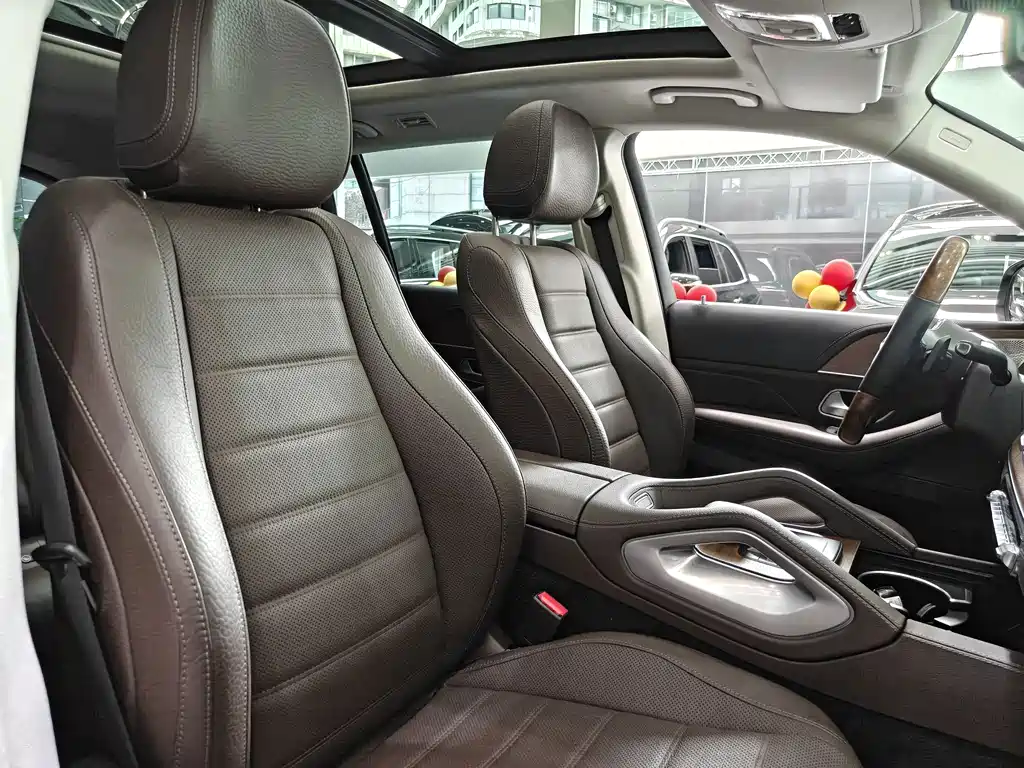 Mercedes-Benz GLS — миниатюра 18