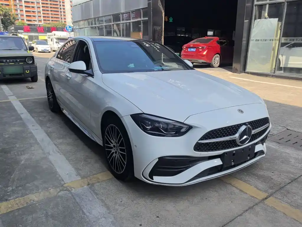 Mercedes-Benz C-Class — миниатюра 4