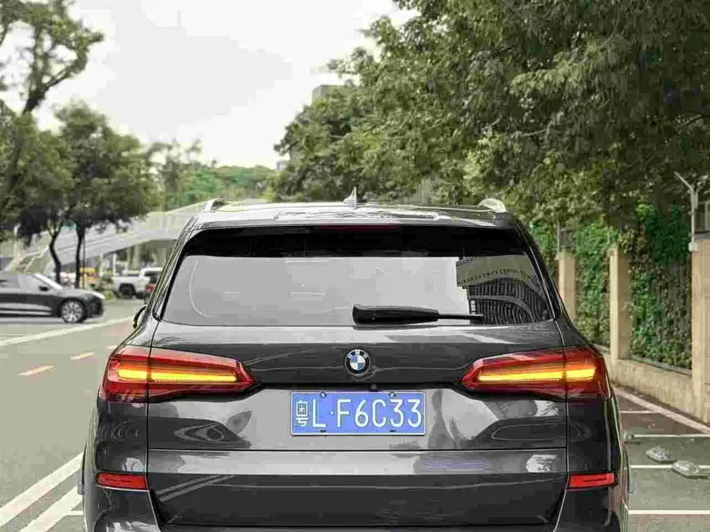 BMW X5 (Import) — миниатюра 4