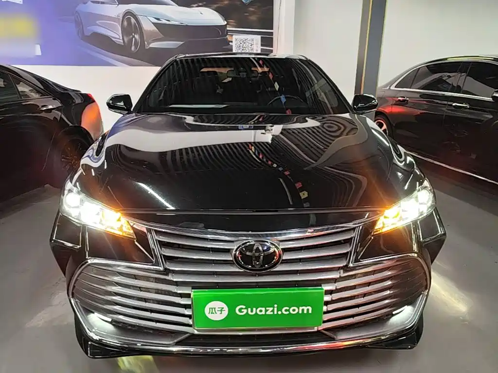 Toyota Avalon — миниатюра 3