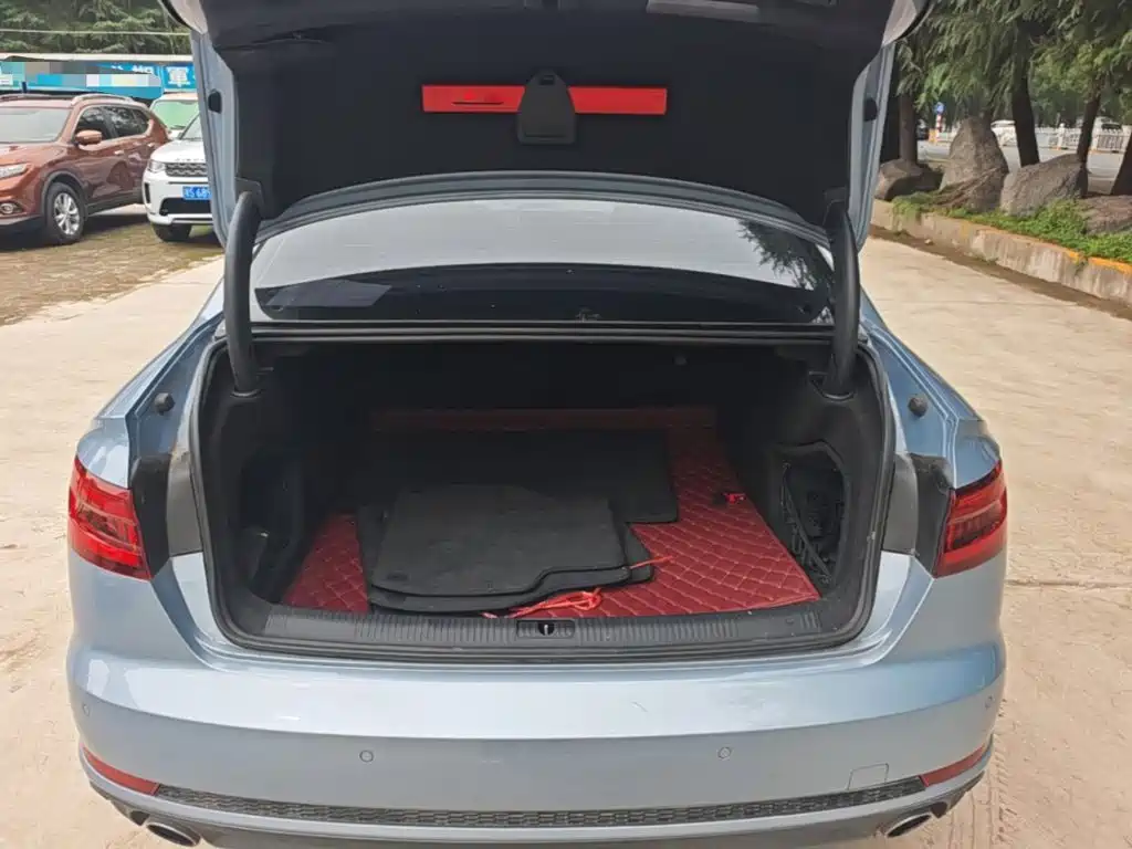 Audi A4L — миниатюра 19