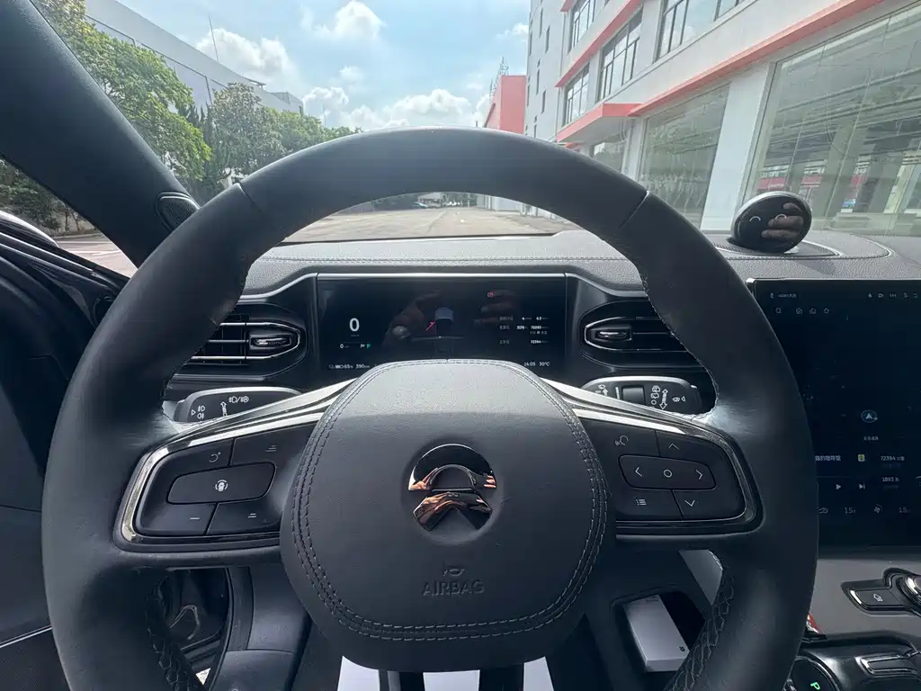 NIO ES6 — миниатюра 7