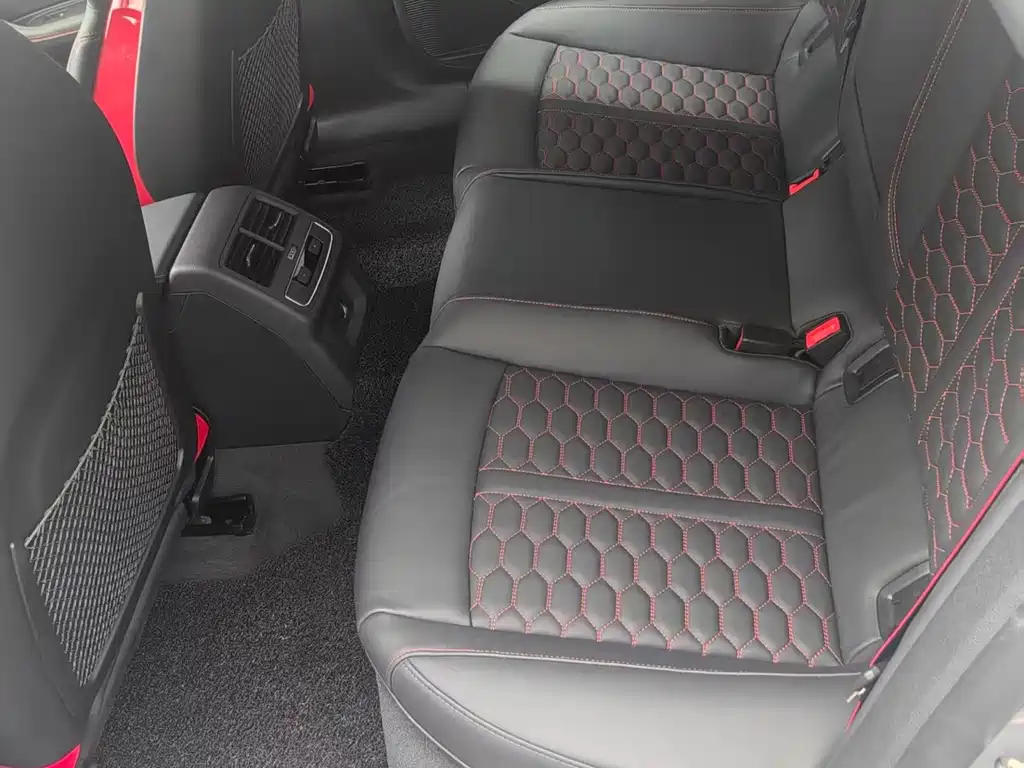 Audi RS 5 — миниатюра 10