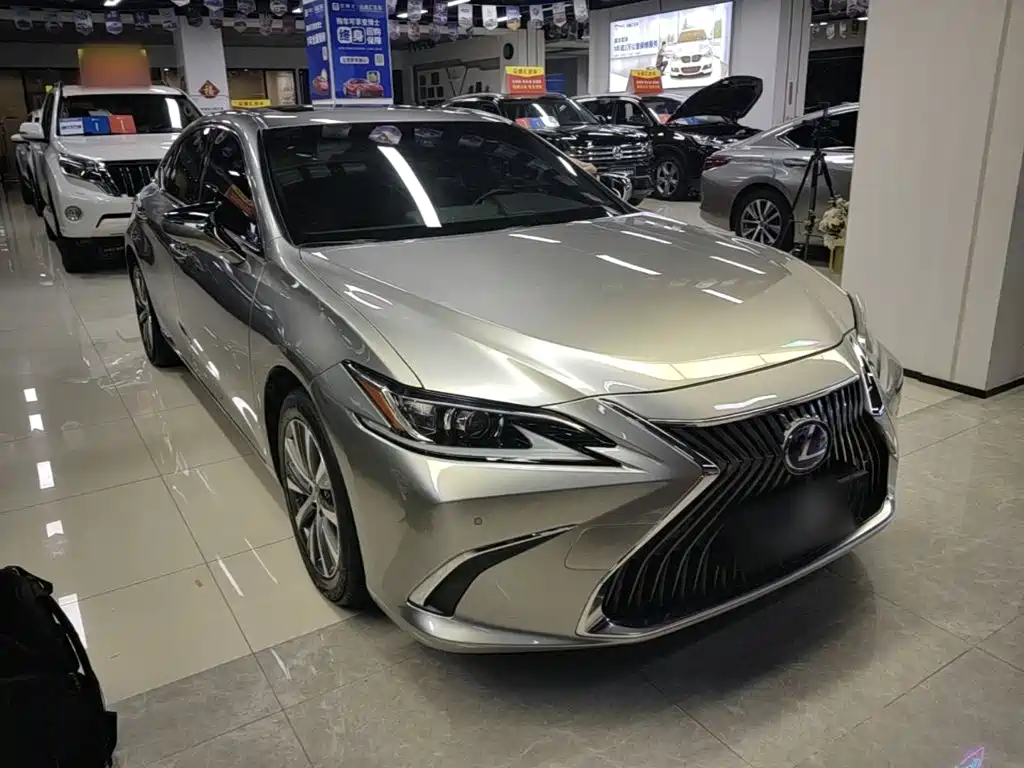 Lexus ES — миниатюра 4